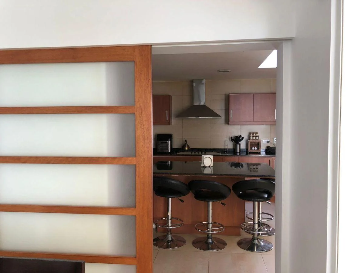 Moderna Casa en Conjunto Privado en San Juan de Cumbayá — imagen 6