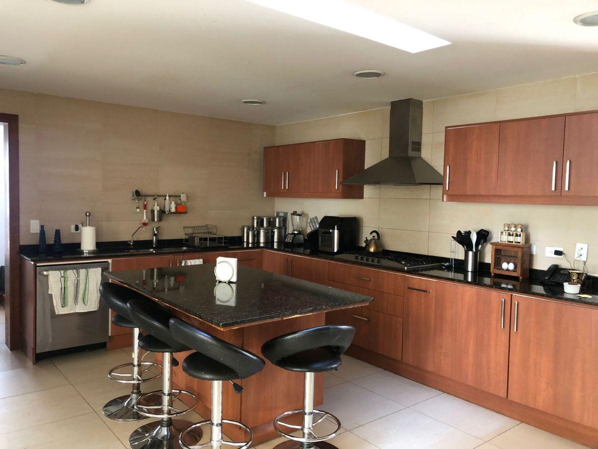 Moderna Casa en Conjunto Privado en San Juan de Cumbayá — imagen 5
