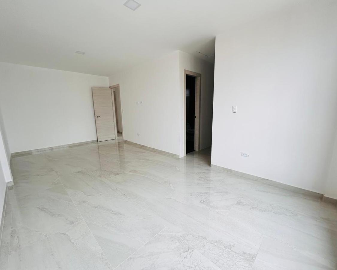 Venta de Casa en Urbanización La Joya - Etapa Granate, Guayas — imagen 5