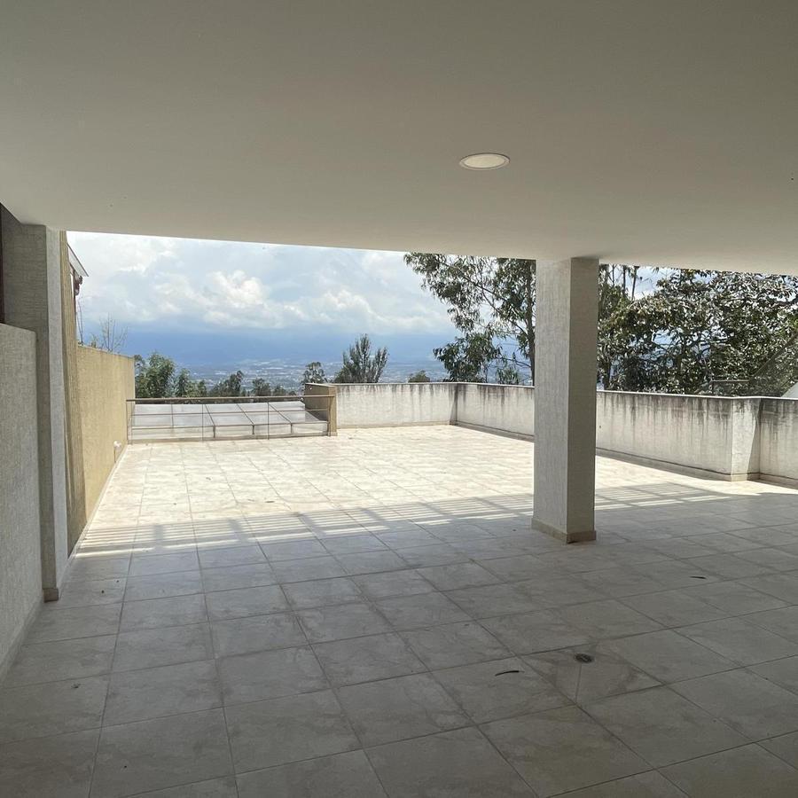 Venta Amplio Departamento de 163 m² de 3 Dorm. en Nayón — imagen 10