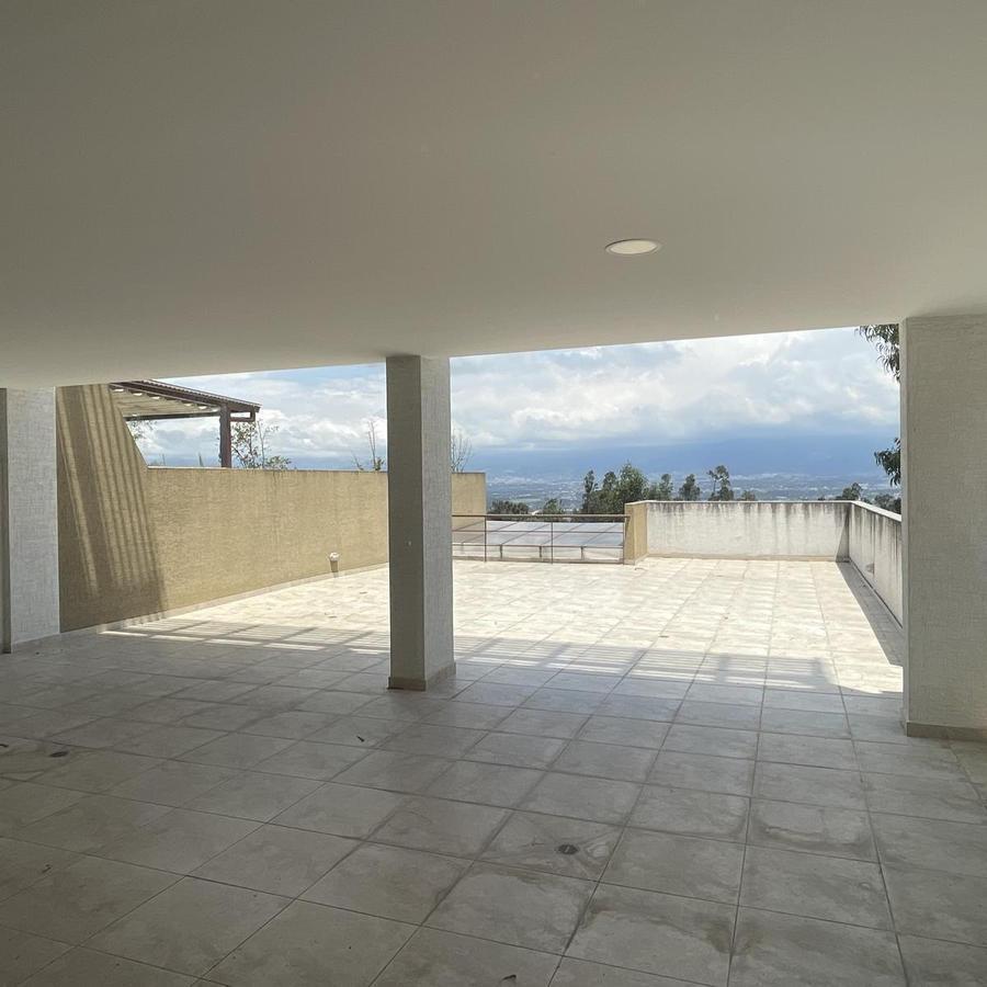 Venta Amplio Departamento de 163 m² de 3 Dorm. en Nayón — imagen 6