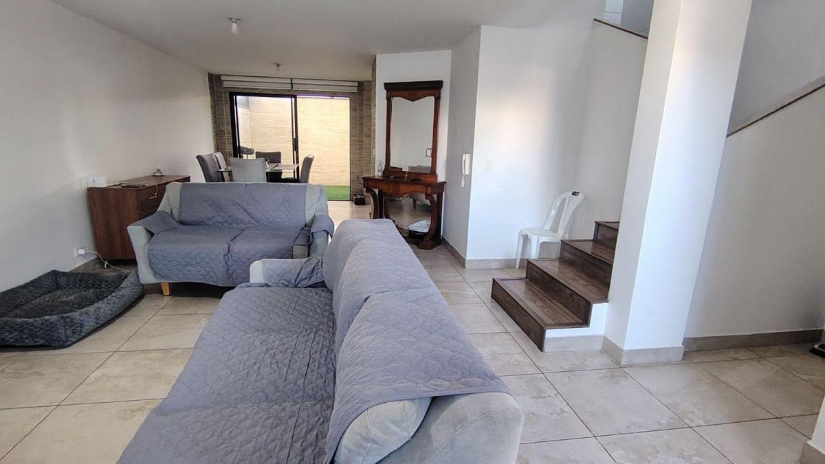 Casa - Los Chillos — imagen 9