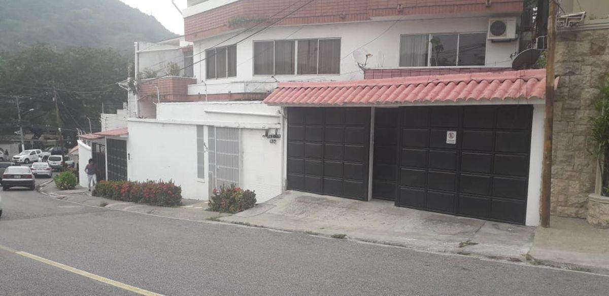 Departamento de 220 m² con 3 Dorm. en Venta en Urbanizacion Los Ceibos, Guayas — imagen 9