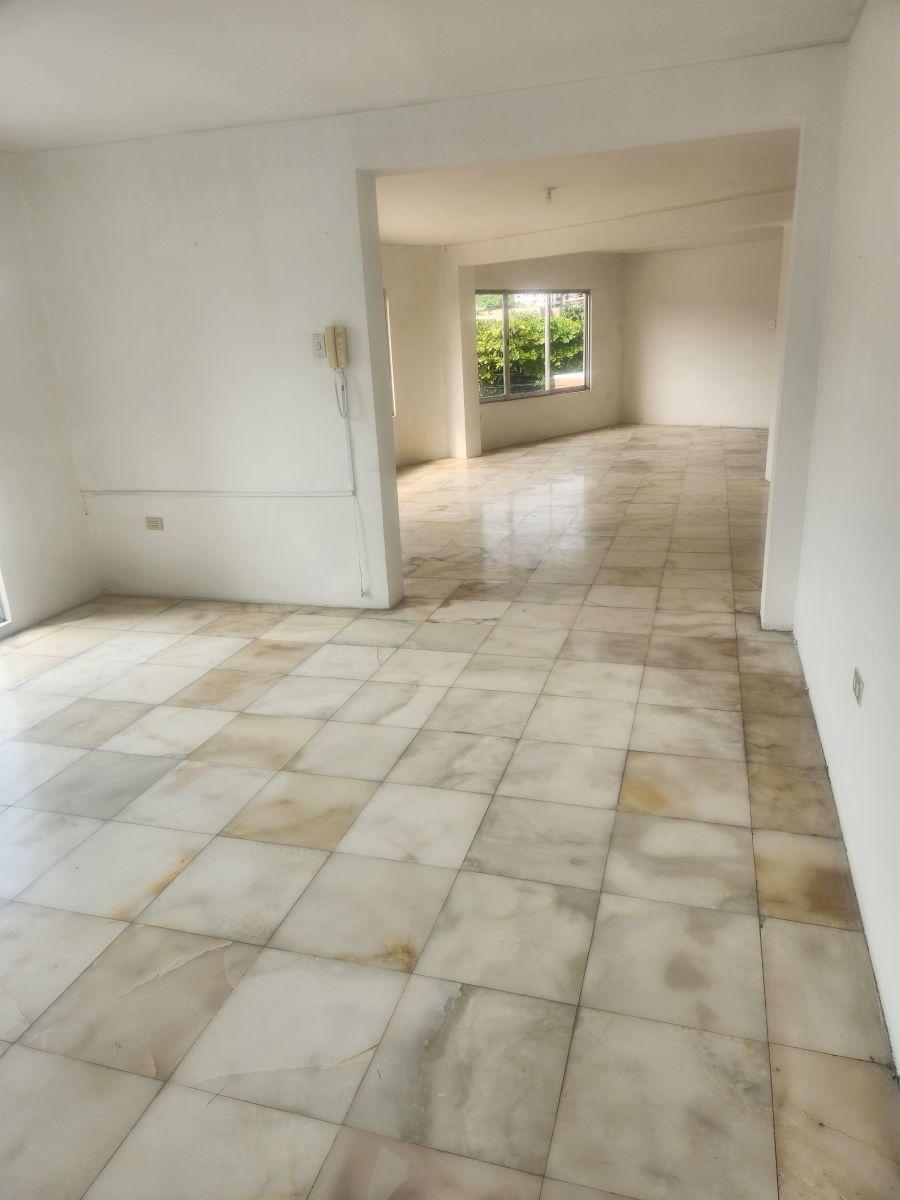 Departamento de 220 m² con 3 Dorm. en Venta en Urbanizacion Los Ceibos, Guayas — imagen 6