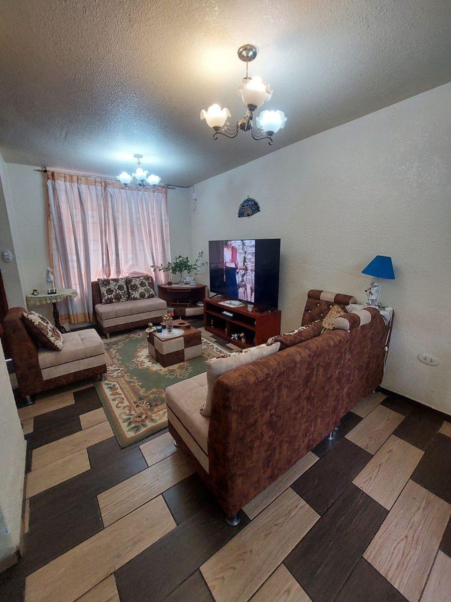 Casa de 2 Pisos + Terraza, El Conde 3 — imagen 10