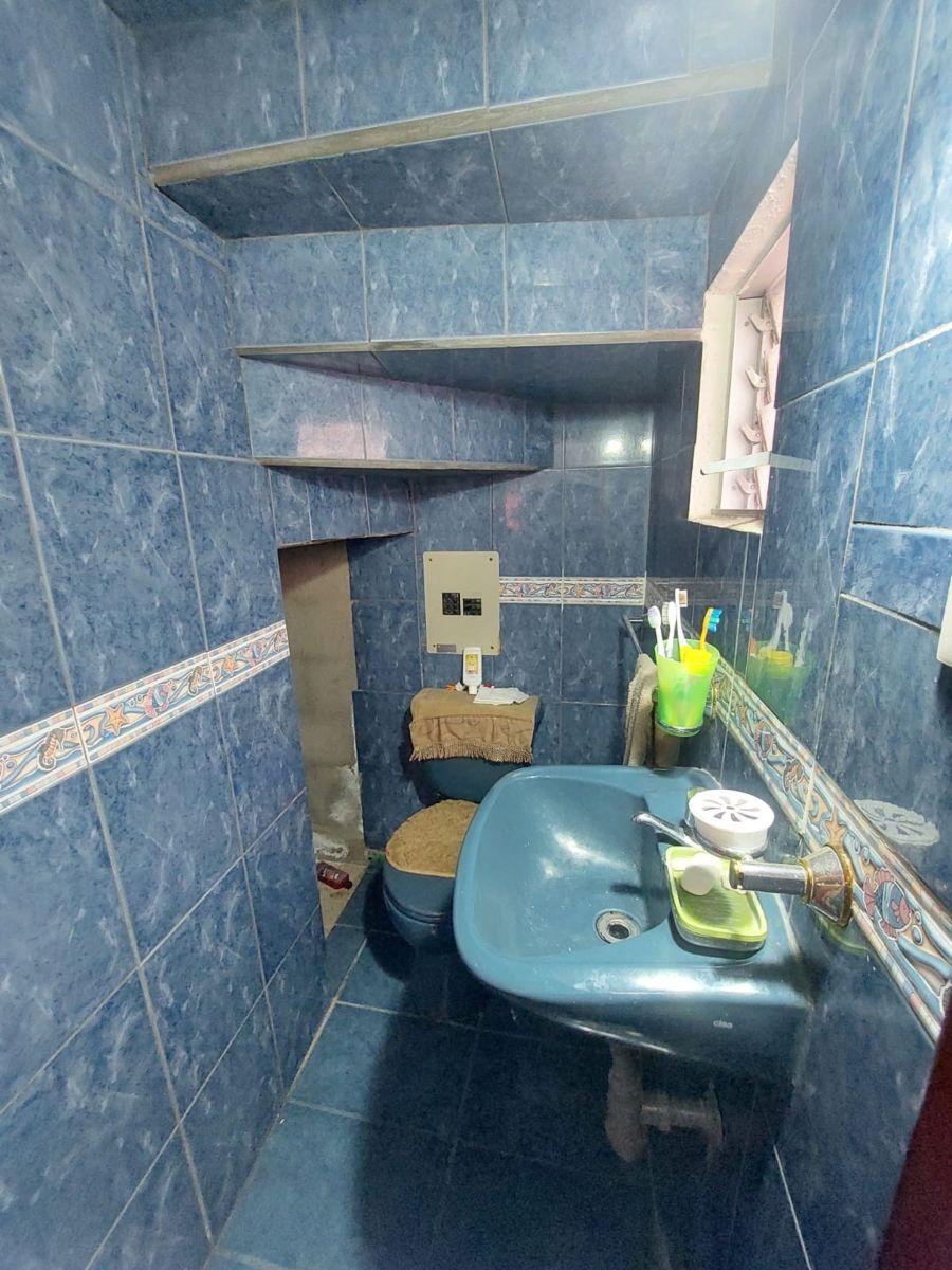 Casa de 2 Pisos + Terraza, El Conde 3 — imagen 4