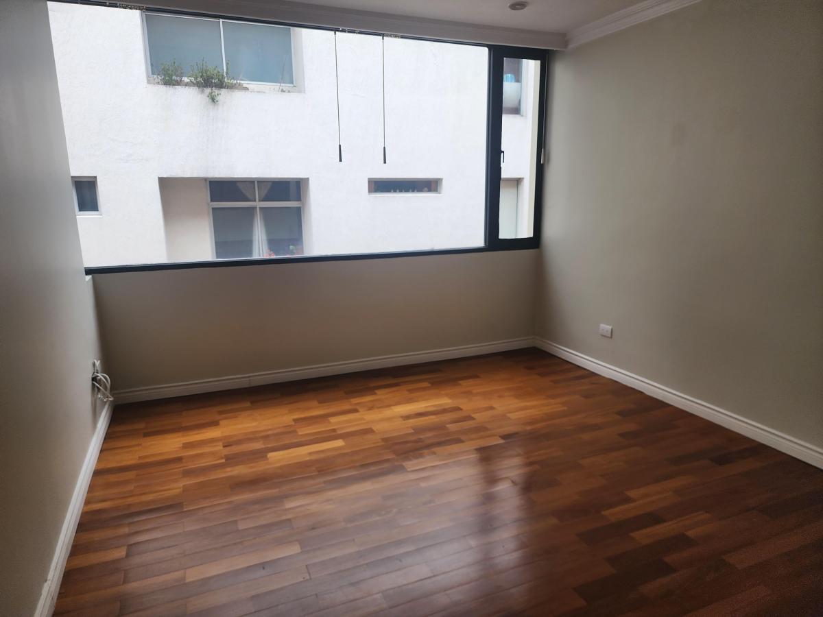 Vendo Amplio Departamento 250 m Sector Bossano — imagen 7