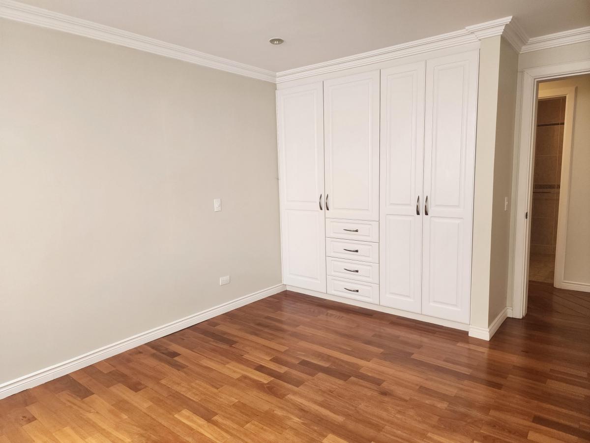 Vendo Amplio Departamento 250 m Sector Bossano — imagen 6