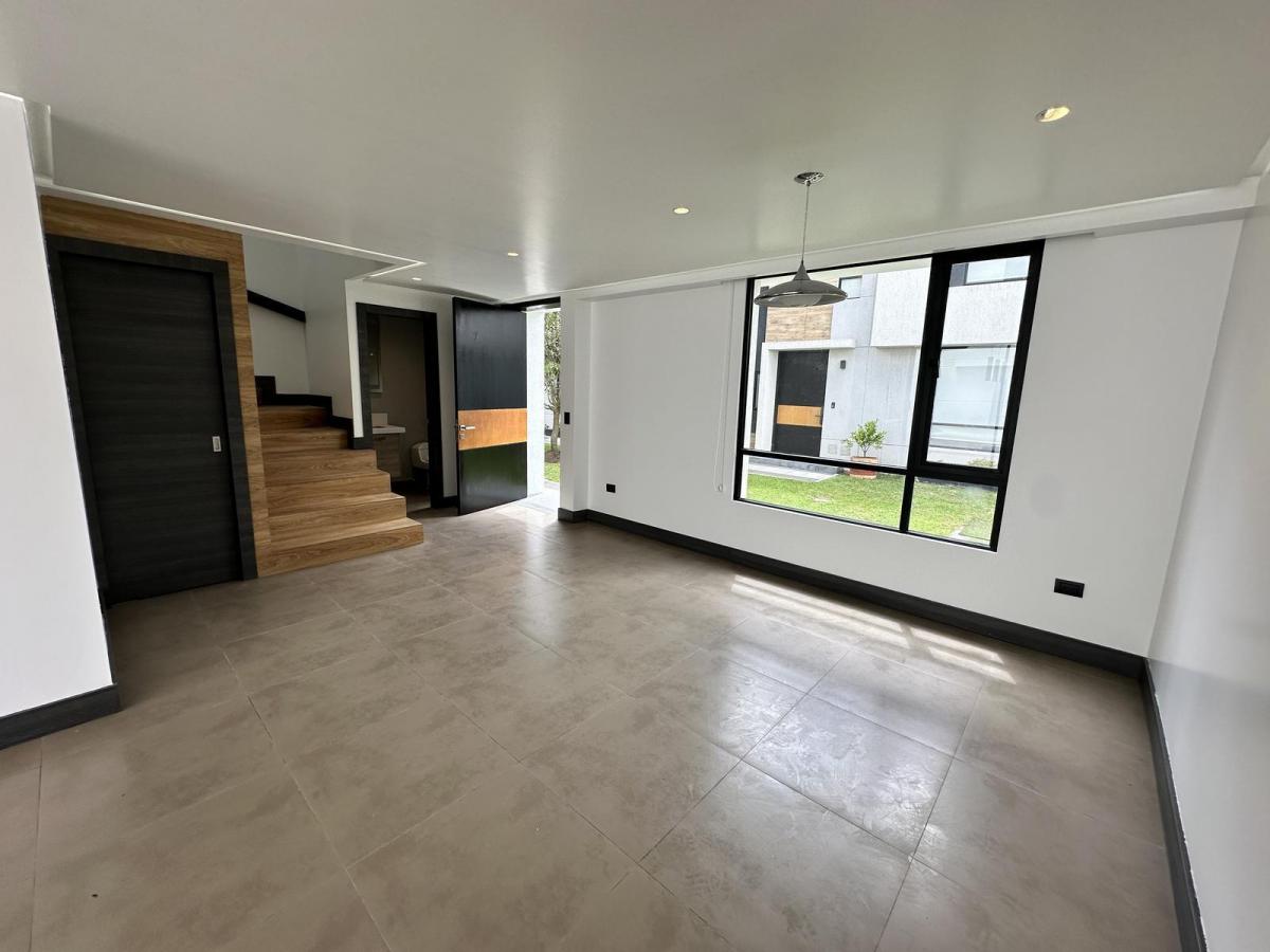 Casa en Venta 3hb Tumbaco Cerca Ruta Viva — imagen 8