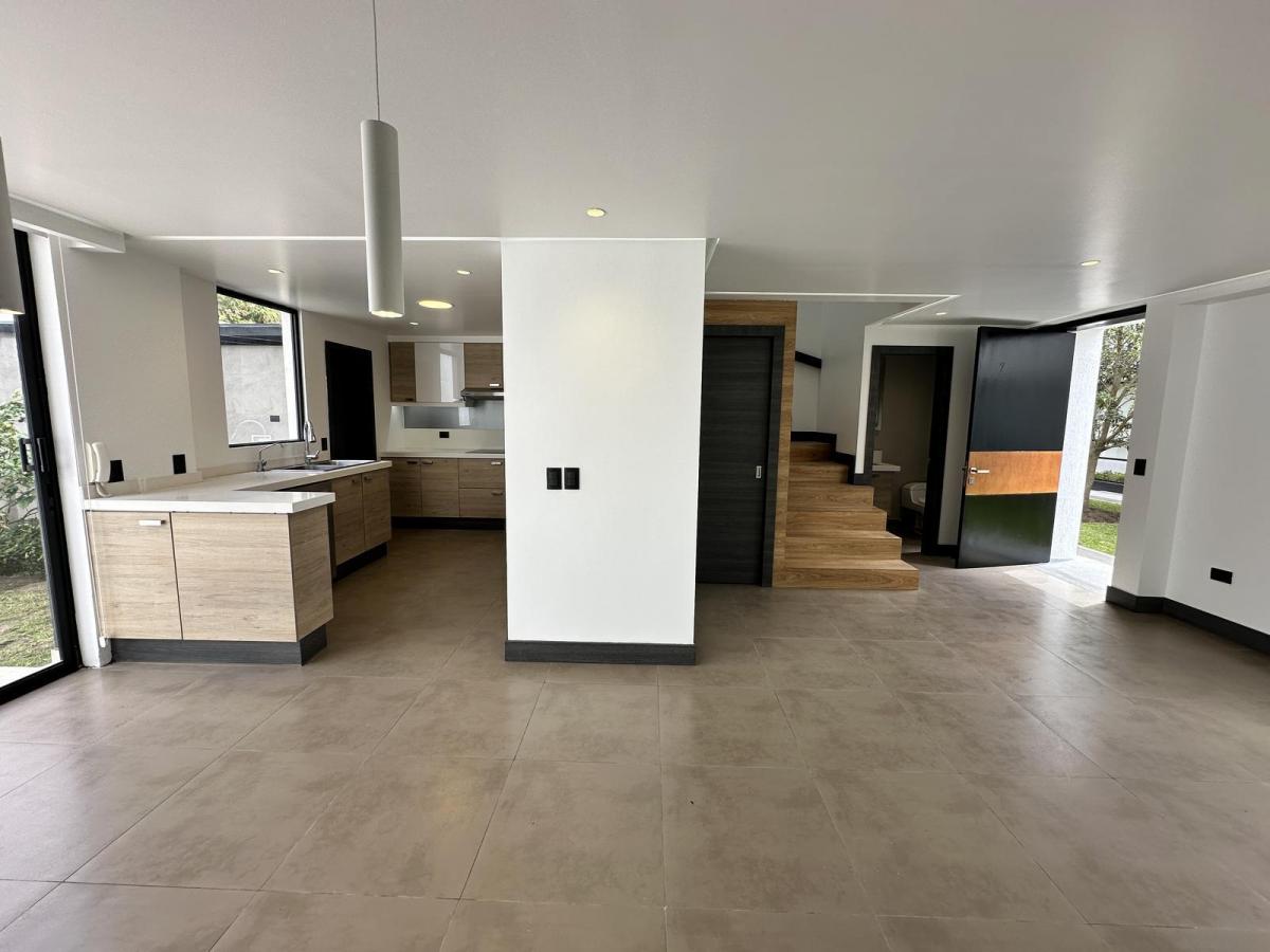 Casa en Venta 3hb Tumbaco Cerca Ruta Viva — imagen 6