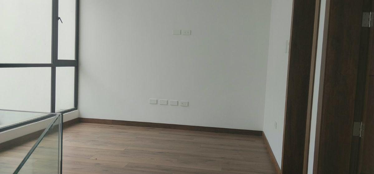 Santa Lucía, Norte de Quito, Vendo Casa Estrenar 153 m², Jardín20 m², 2 Garajes, Bodega, 3 Dormitorio — imagen 3