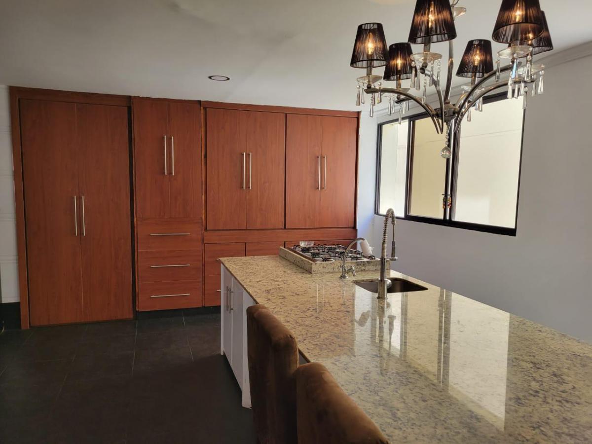 Hermoso Departamento de Oportunidad en El Mejor Sector del Bosque — imagen 6