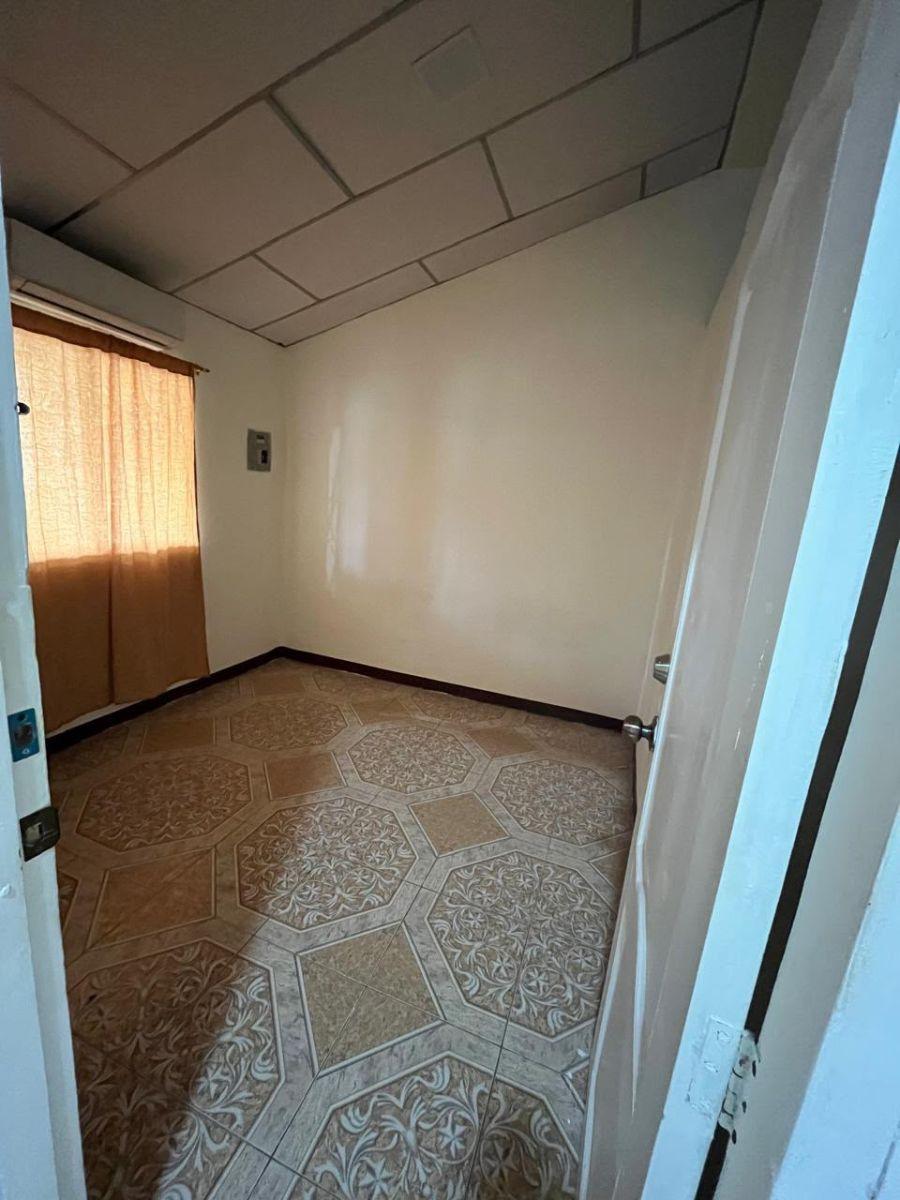 Casa de 72 m² con 3 Dorm. en Venta en Villa España, Guayas — imagen 7