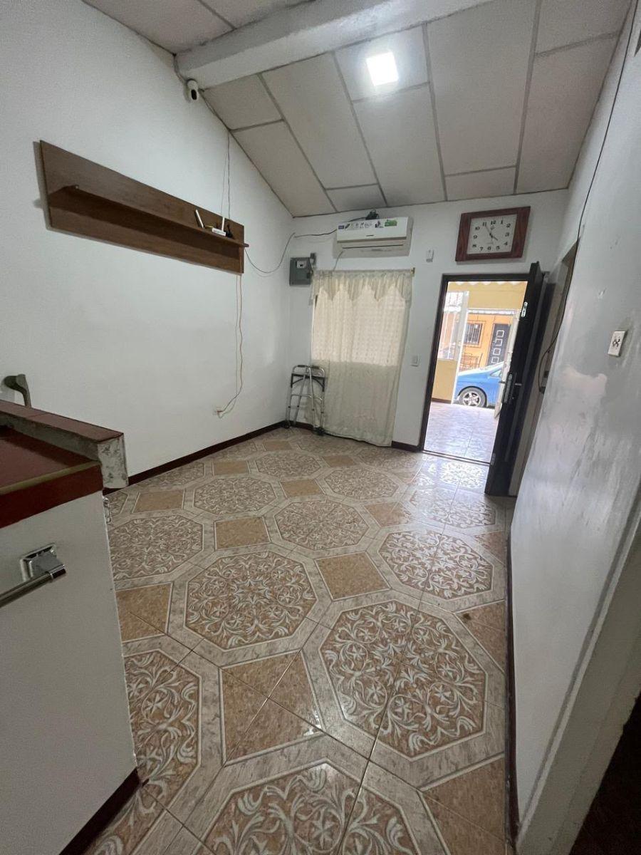 Casa de 72 m² con 3 Dorm. en Venta en Villa España, Guayas — imagen 6