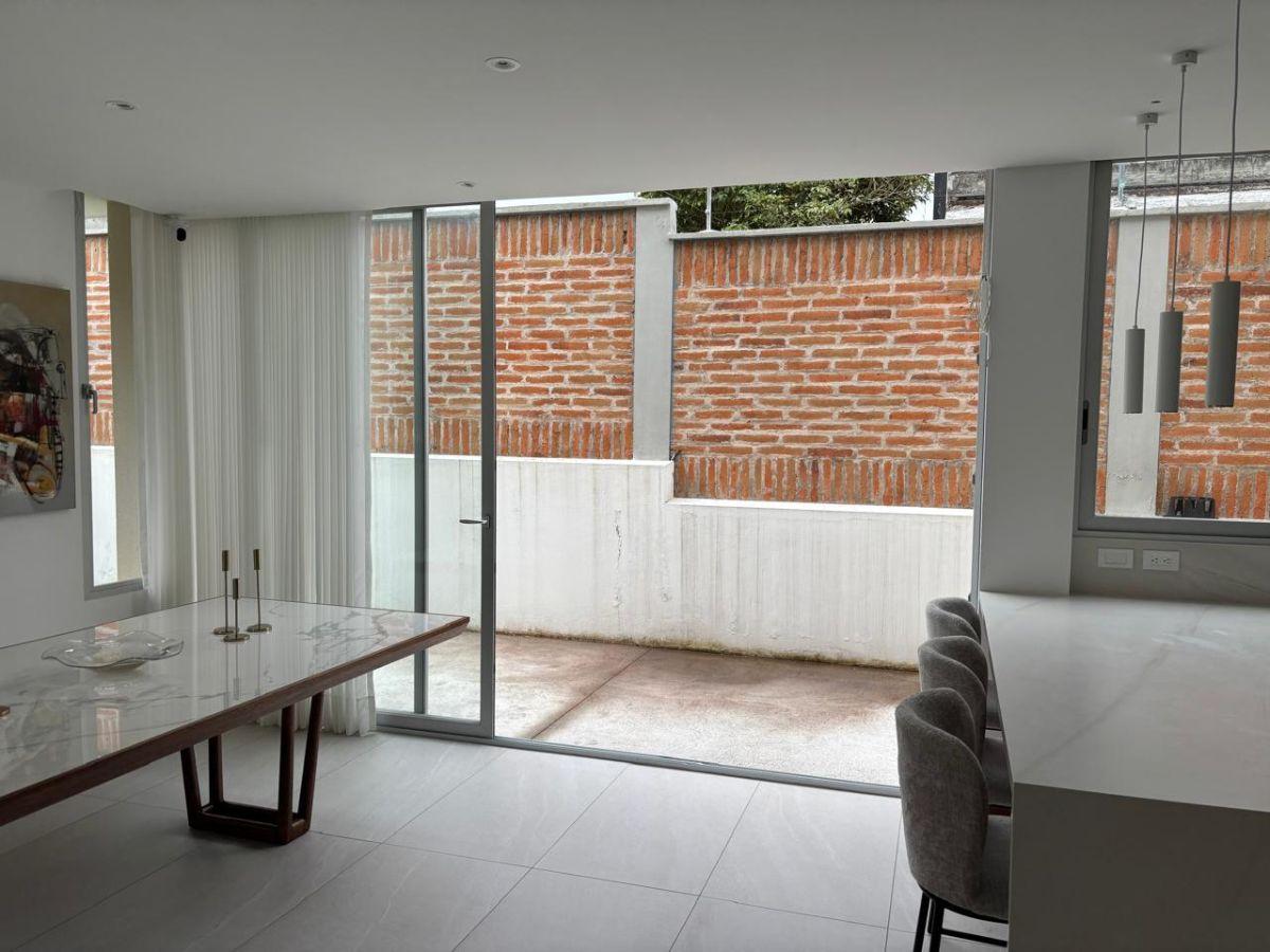 En Venta Casa de Tres Dorm. en Urbanizacion 164 m² - Puembo — imagen 5