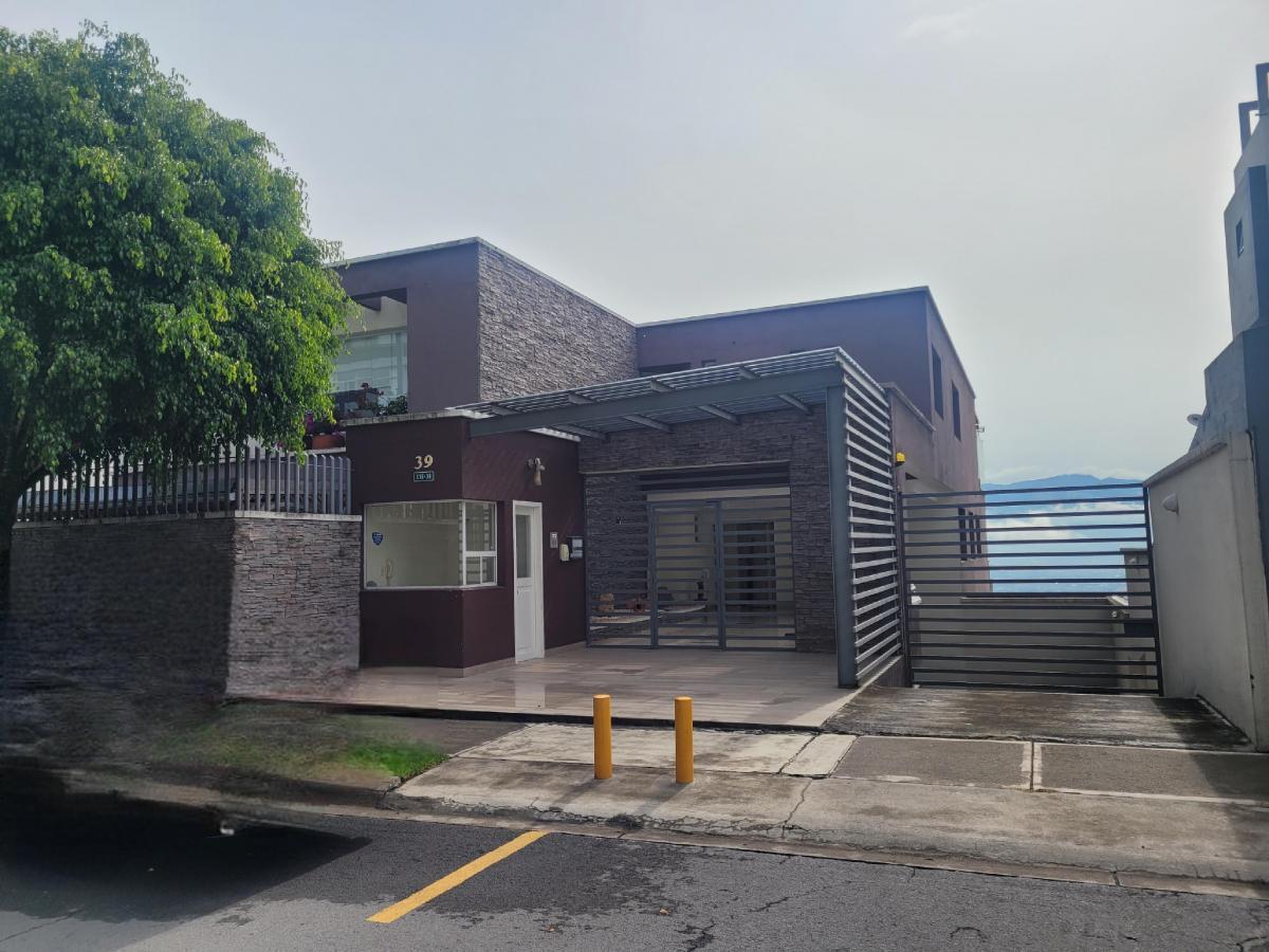 Departamento en Venta, Sector Cumbaya - Urb Vista Grande — imagen 10