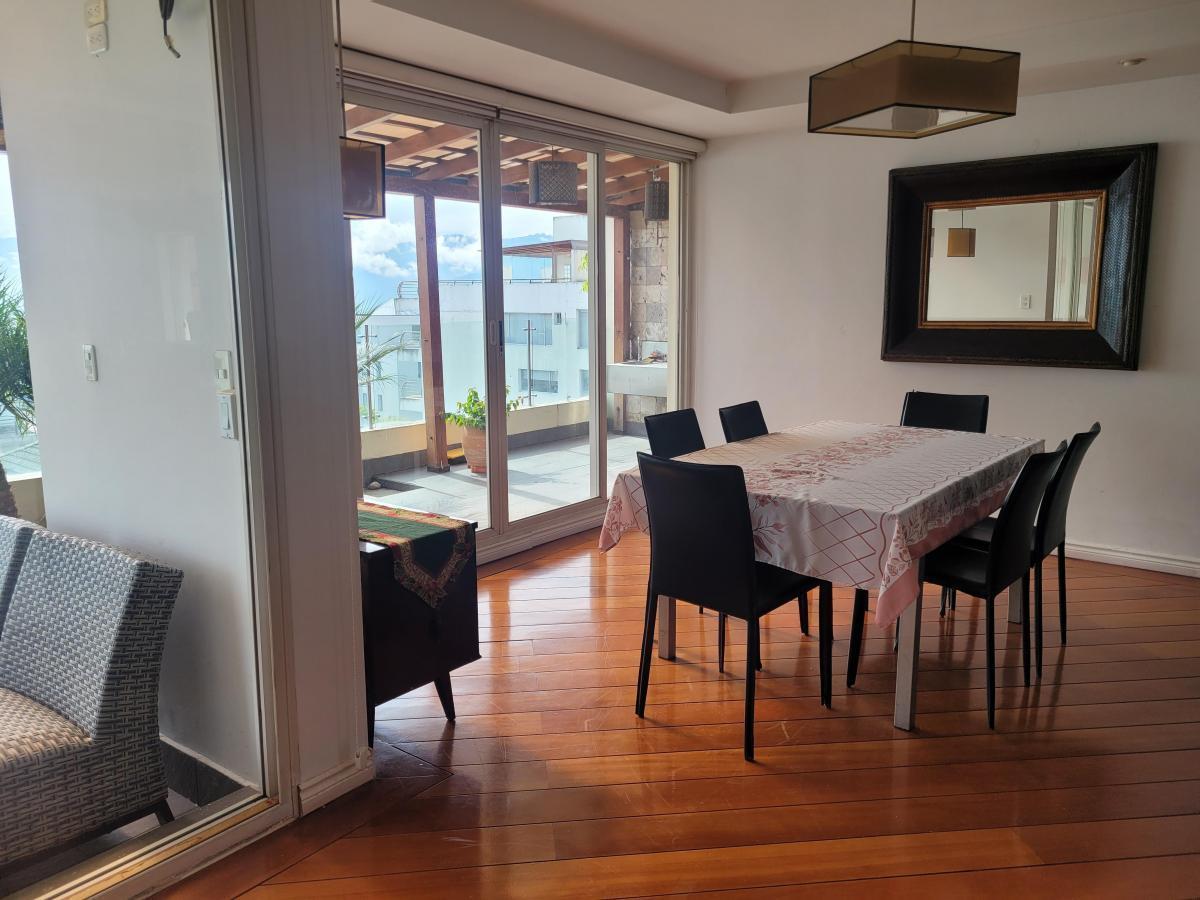 Departamento en Venta, Sector Cumbaya - Urb Vista Grande — imagen 6