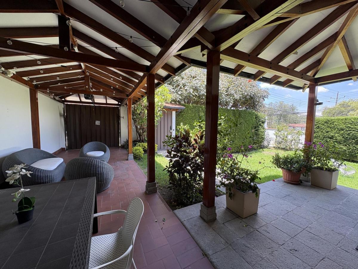 Vendo Casa Independiente Reservorio de Cumbaya Dentro de Urbanización — imagen 10