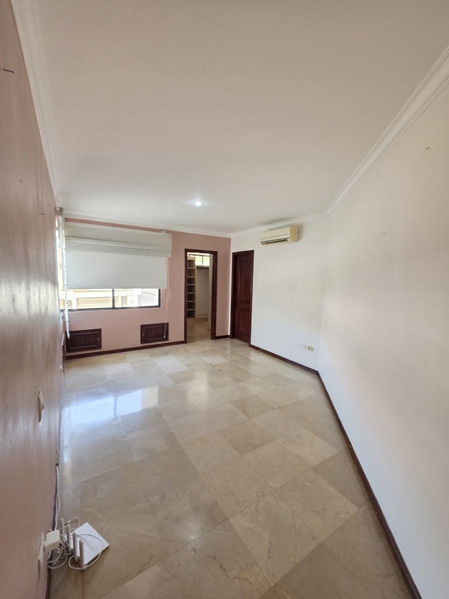 En Venta Casa en Las Riberas - Via Samborondón, Guayas — imagen 4