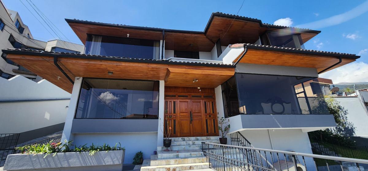 Venta Casa Quito Tenis Amplia Rentera 2 Departamentos 1 Casa Independiente 992 m Terreno 1279 Constr — imagen 7