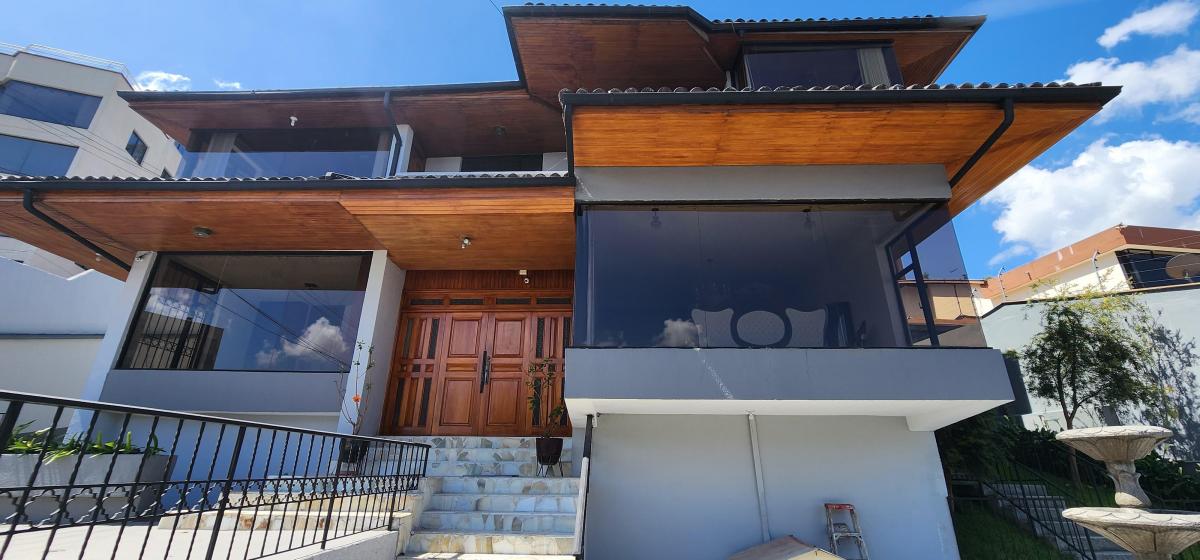 Venta Casa Quito Tenis Amplia Rentera 2 Departamentos 1 Casa Independiente 992 m Terreno 1279 Constr — imagen 6