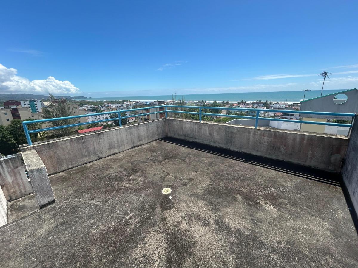 Venta Castelnovo PH Tres Dorm. a Tres Cuadras de La Playa Vista — imagen 4