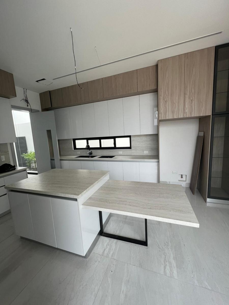 Espectacular Casa de Estreno Al Lago en Pacifica, Guayas — imagen 8