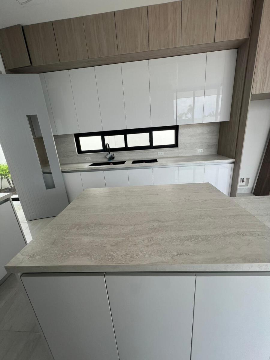 Espectacular Casa de Estreno Al Lago en Pacifica, Guayas — imagen 7