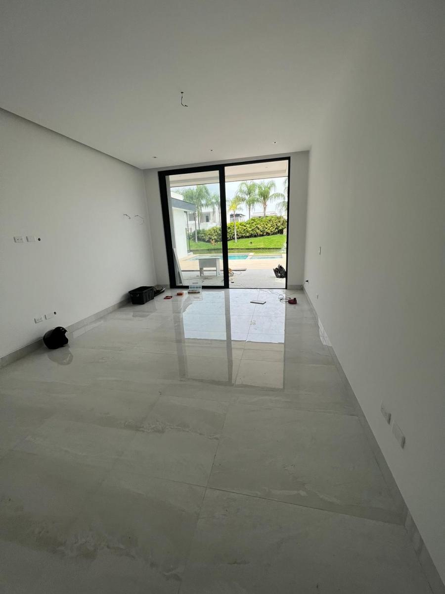 Espectacular Casa de Estreno Al Lago en Pacifica, Guayas — imagen 6