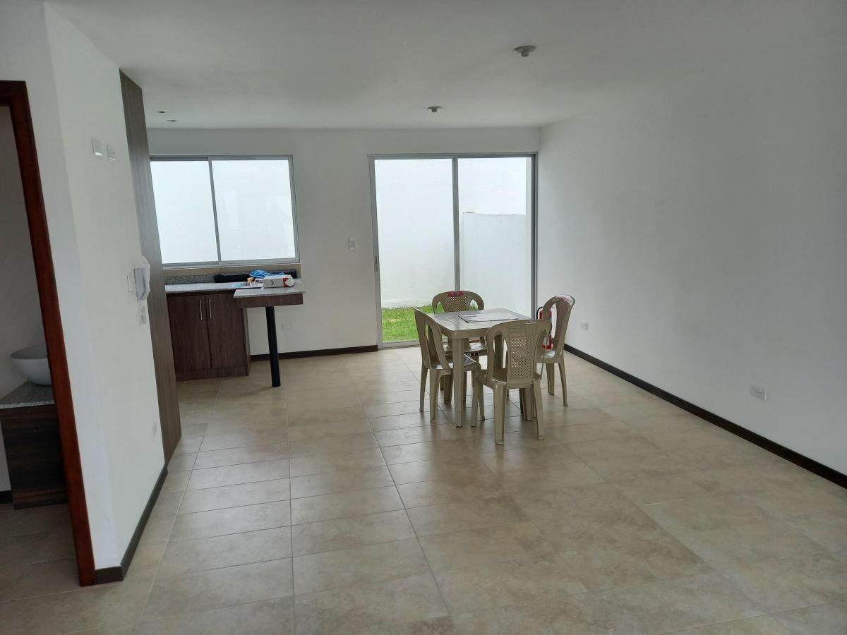 Vendo Casa por Estrenar en Conjunto Sector Calderon — imagen 3