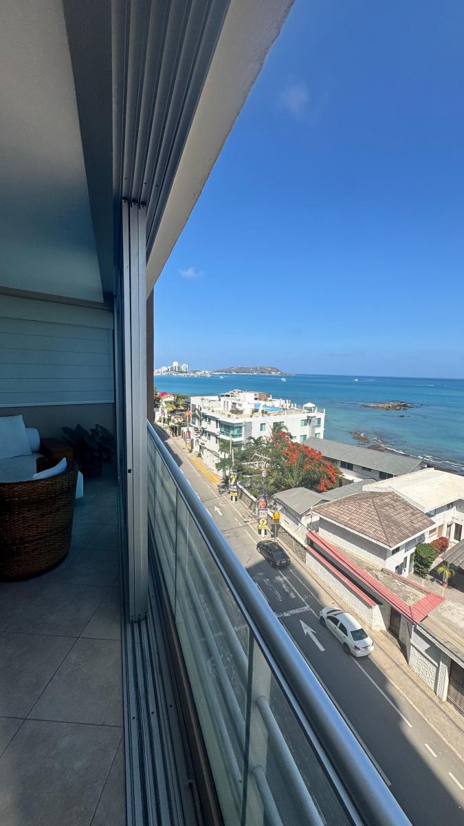 Departamento con Vista Al Mar en Venta en Malecón de San Lorenzo, Salinas — imagen 8