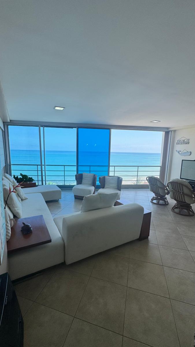 Departamento con Vista Al Mar en Venta en Malecón de San Lorenzo, Salinas — imagen 7
