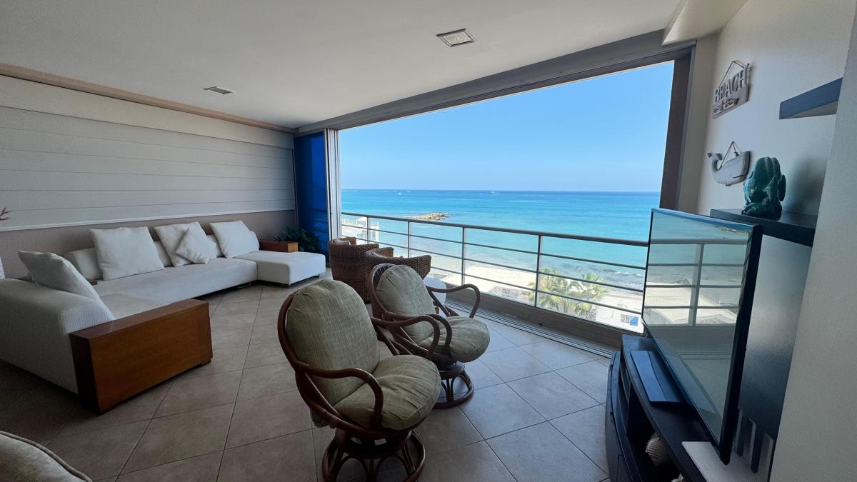 Departamento con Vista Al Mar en Venta en Malecón de San Lorenzo, Salinas — imagen 5