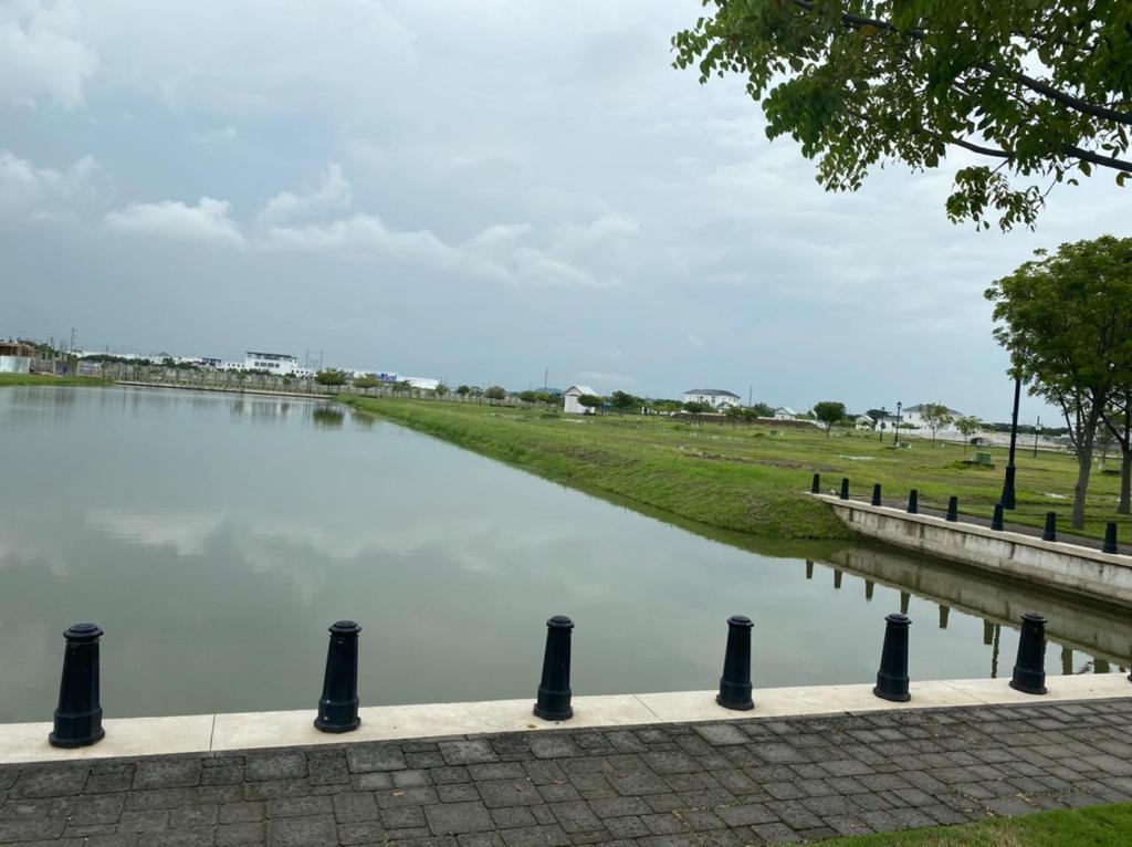 Proyecto de Casa en Venta, Aires de Batan (Terreno Esquinero) - Samborondón, Guayas — imagen 9