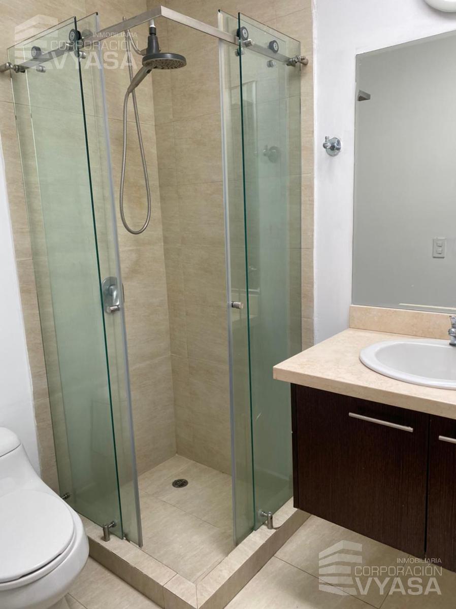 Cumbayá - Yanazarapata, Casa Dentro de Conjunto en Venta de 150 m² de 3 Dorm. — imagen 4