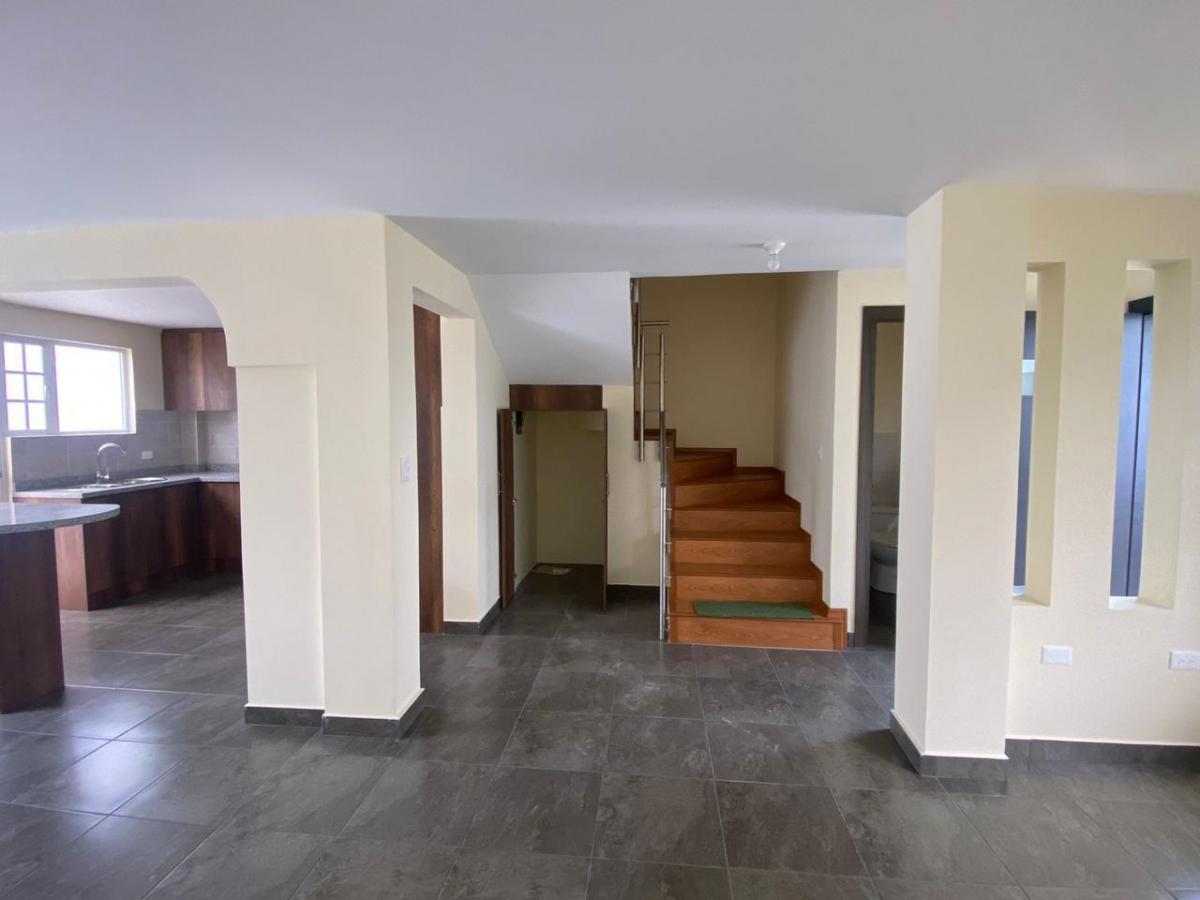 Casas por Estrenar en El Centro de Calderón — imagen 9