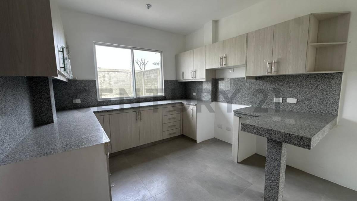 Venta Casa de Estreno en Urbanización Portón del Rio, Guayas — imagen 9
