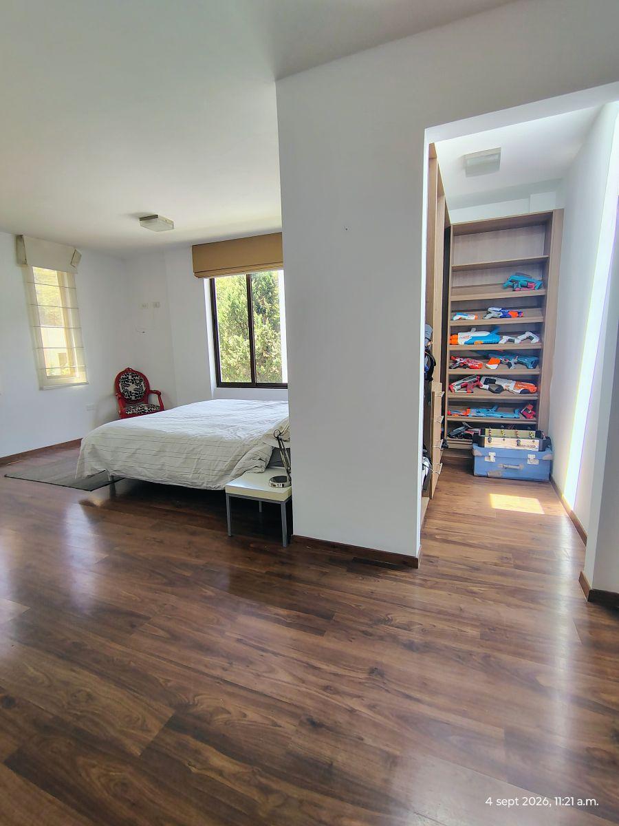 Vendo en Urbanización La Viña, Hermosa Casa de 4 Dorm. con Piscina — imagen 3