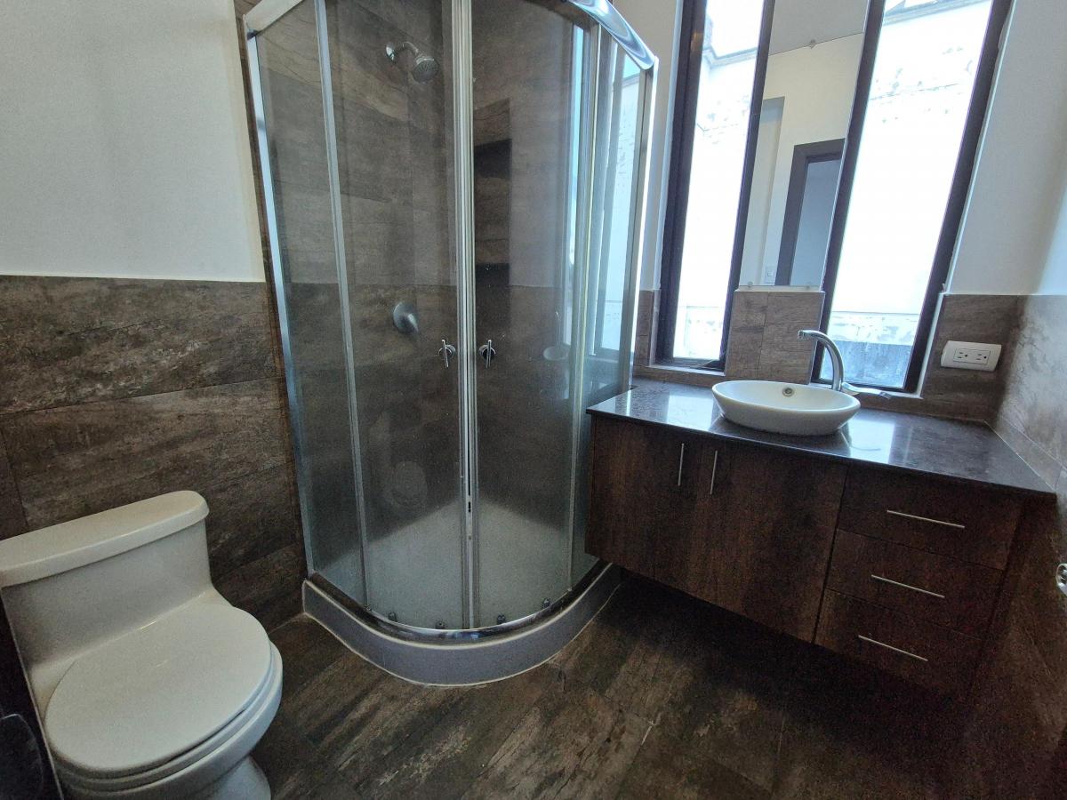 Se Vende Hermosa Casa 145 m² Independiente – Cashapamba — imagen 6