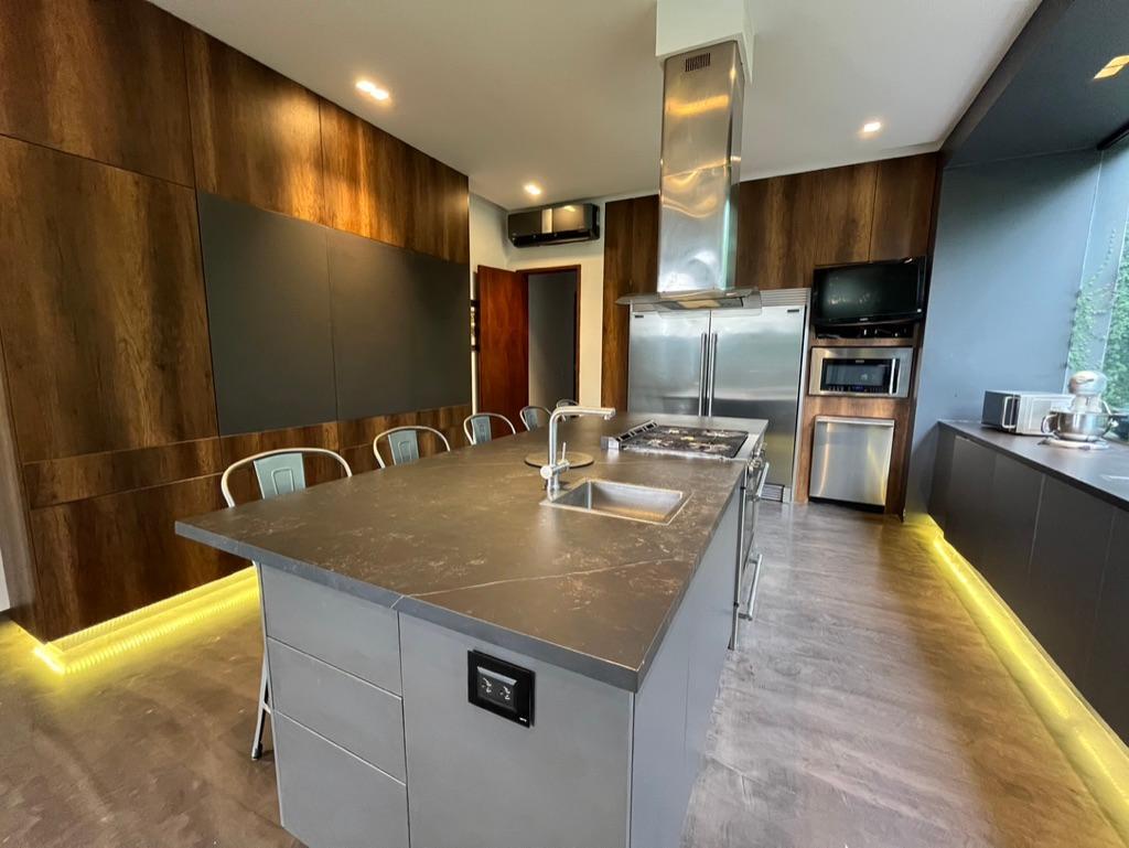 Casa en Venta. Urbanización El Cortijo - Vía a Samborondón, Guayas — imagen 6