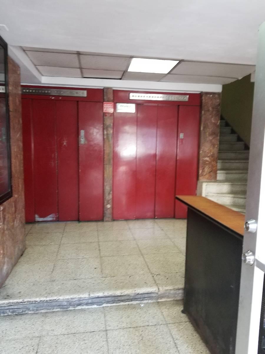 Venta de Departamento (Remodelado) en Av 9 de Octubre - Centro de Guayaquil, Guayas — imagen 9