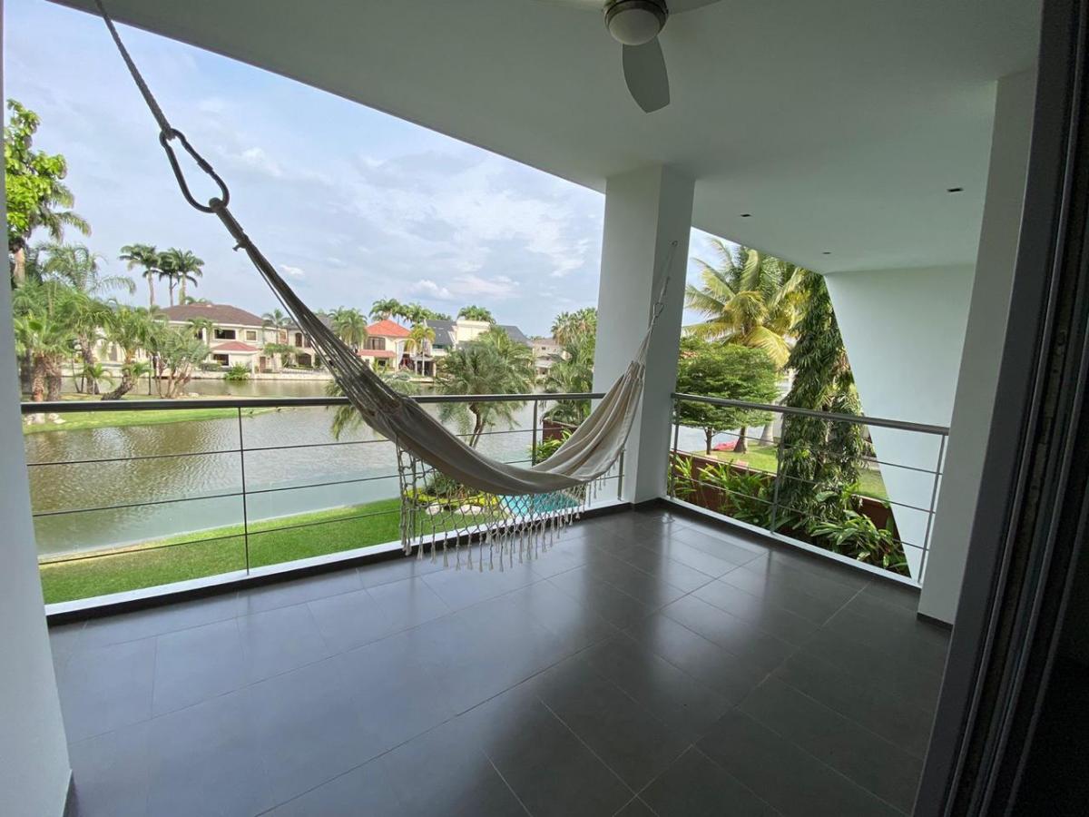 Laguna Club Moderna Casa en Alquiler y Venta con Piscina, 4 Dorm., Guayas — imagen 8