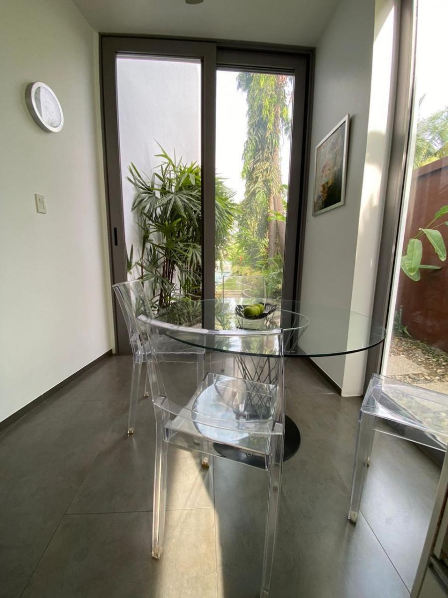 Laguna Club Moderna Casa en Alquiler y Venta con Piscina, 4 Dorm., Guayas — imagen 6
