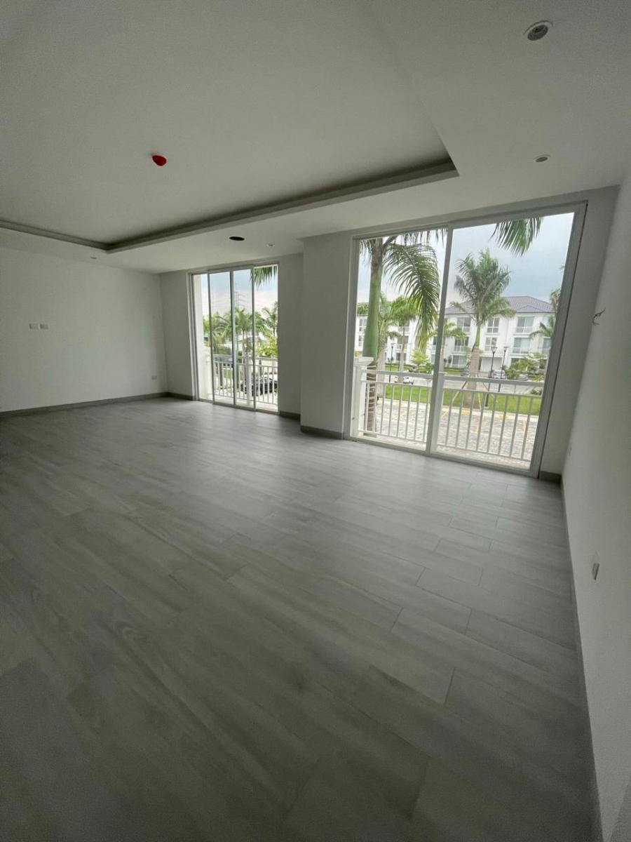 Vendo Departamento Moderno de Estreno Vía Samborondon, Guayas — imagen 6