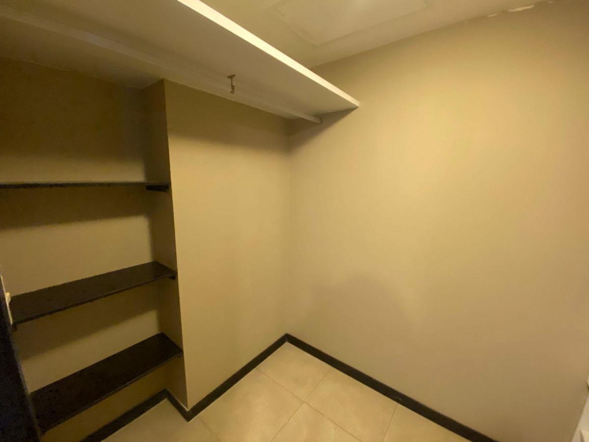 Alquiler - Venta Departamento Bellini IV - Vista Al Rio - Puerto Santa Ana, Guayas — imagen 3