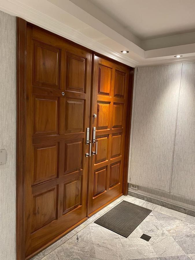 Se Vende Elegante Departamento en La Gonzalez Suarez — imagen 9