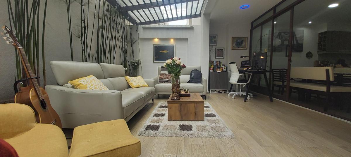 Departamento con Patio — imagen 8