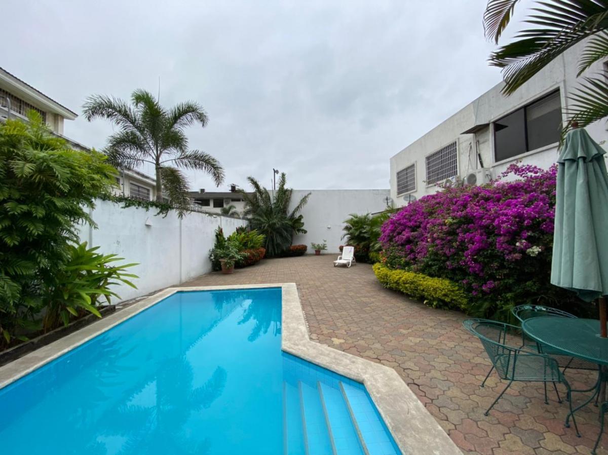Vendo Departamento Planta Baja Santa Cecilia Patio 160 m² Area Social Piscina, Guayas — imagen 6