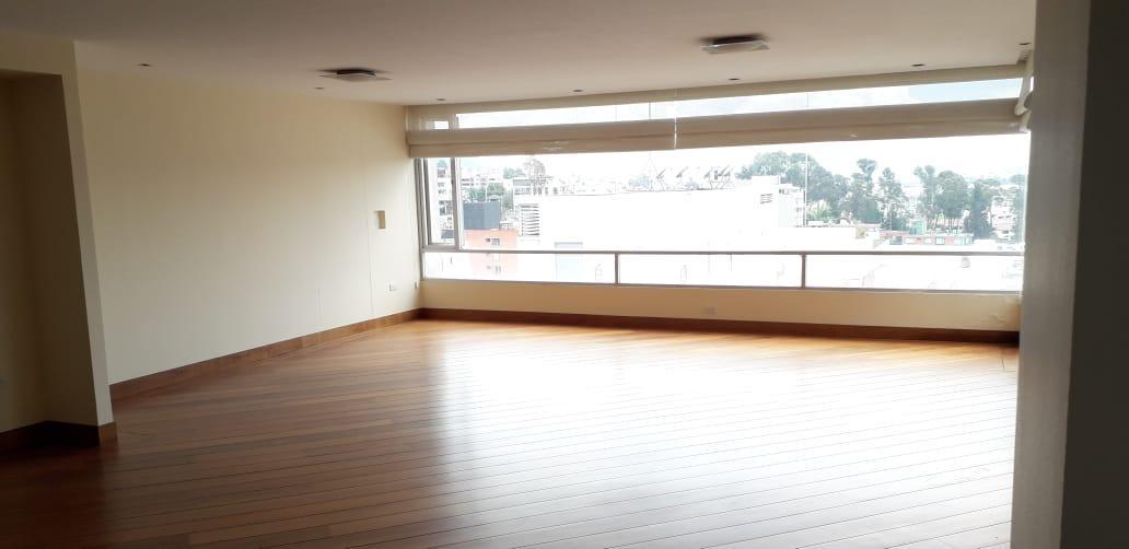 Re/max Futuro Vende Departamento 197 m², 2 1/2 Baños, 9 m² Balcon, Quito Tennis — imagen 9