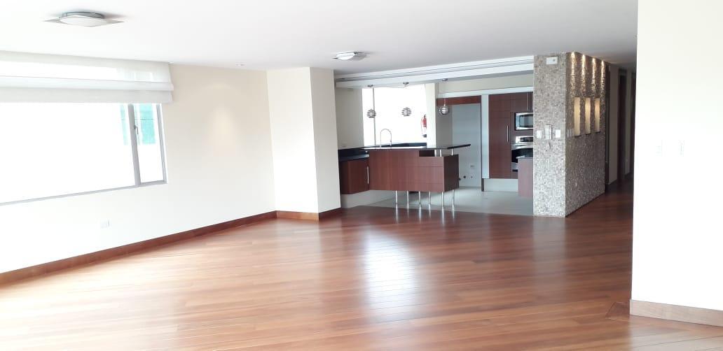 Re/max Futuro Vende Departamento 197 m², 2 1/2 Baños, 9 m² Balcon, Quito Tennis — imagen 8